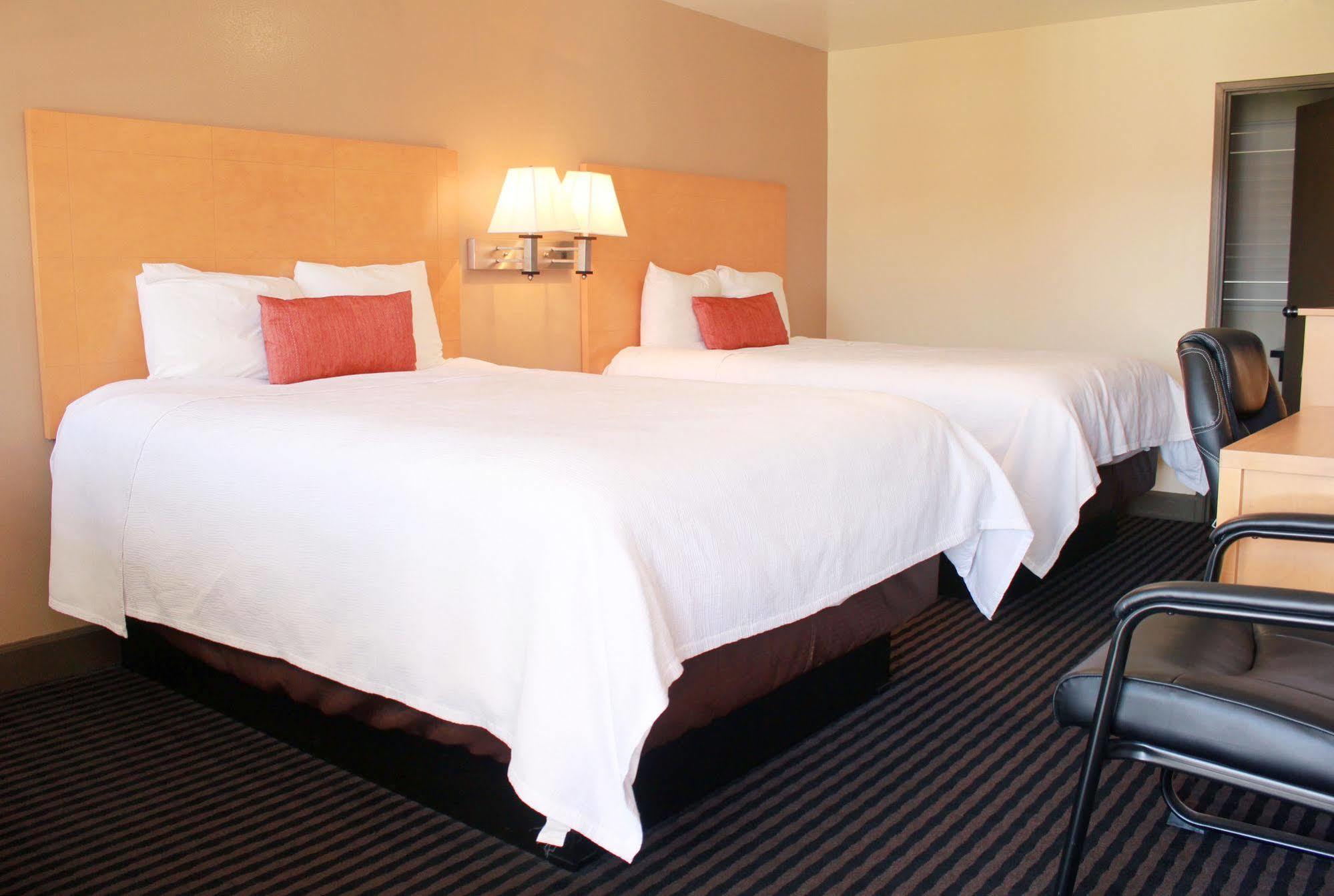 Travelodge By Wyndham Vallejo Eksteriør billede