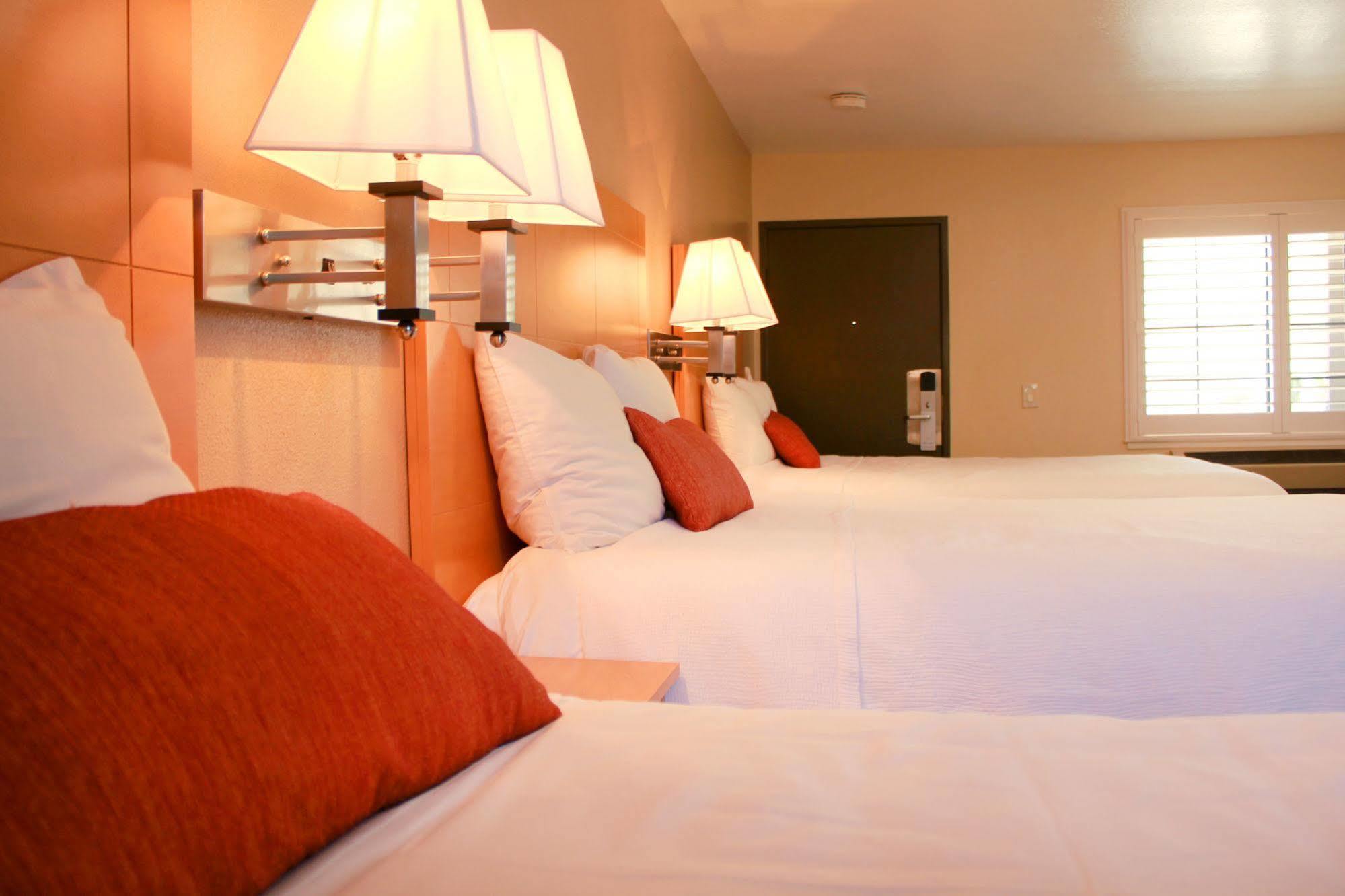 Travelodge By Wyndham Vallejo Eksteriør billede