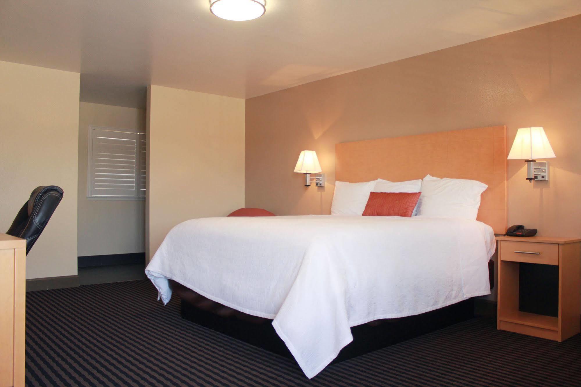 Travelodge By Wyndham Vallejo Eksteriør billede