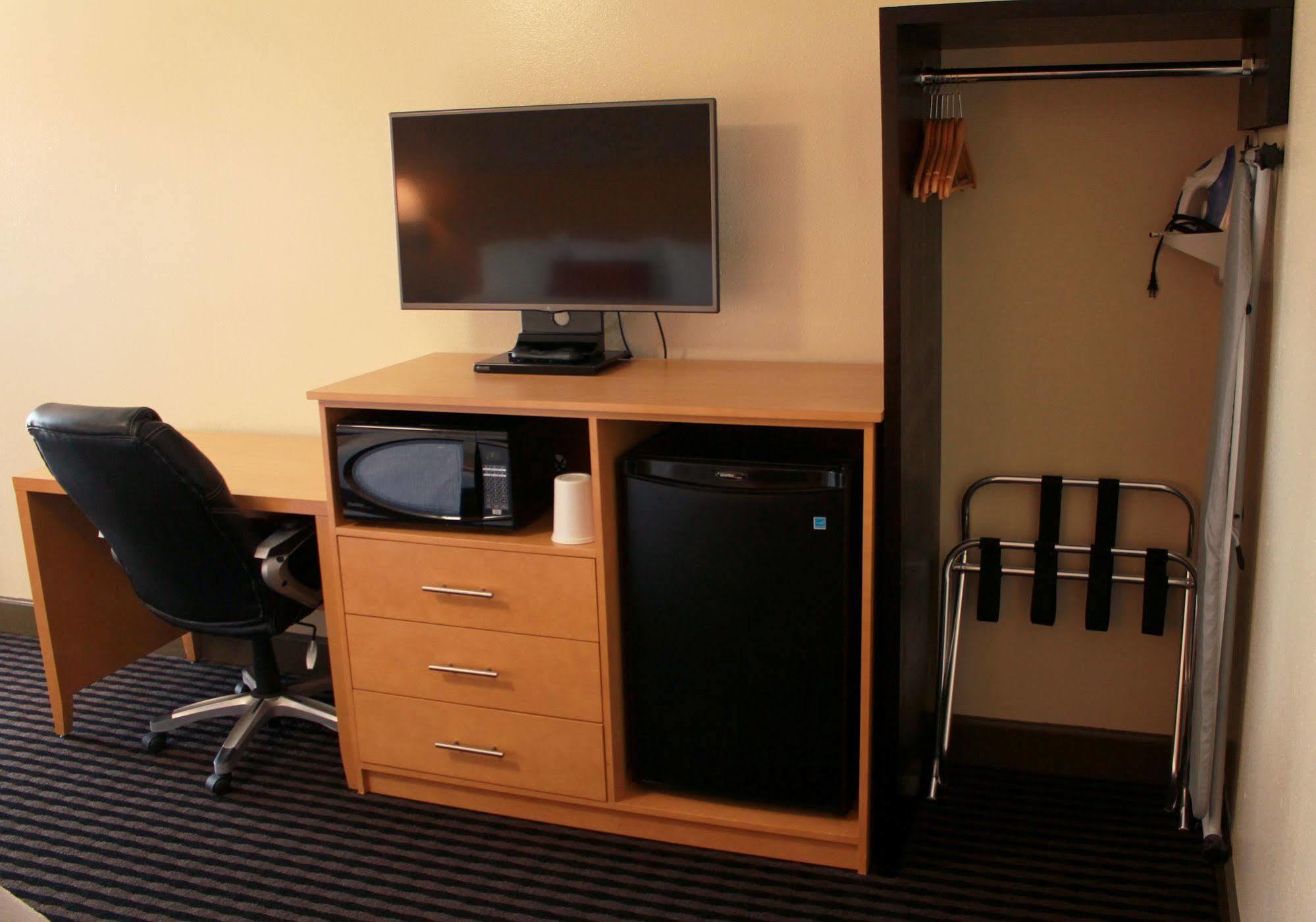 Travelodge By Wyndham Vallejo Eksteriør billede